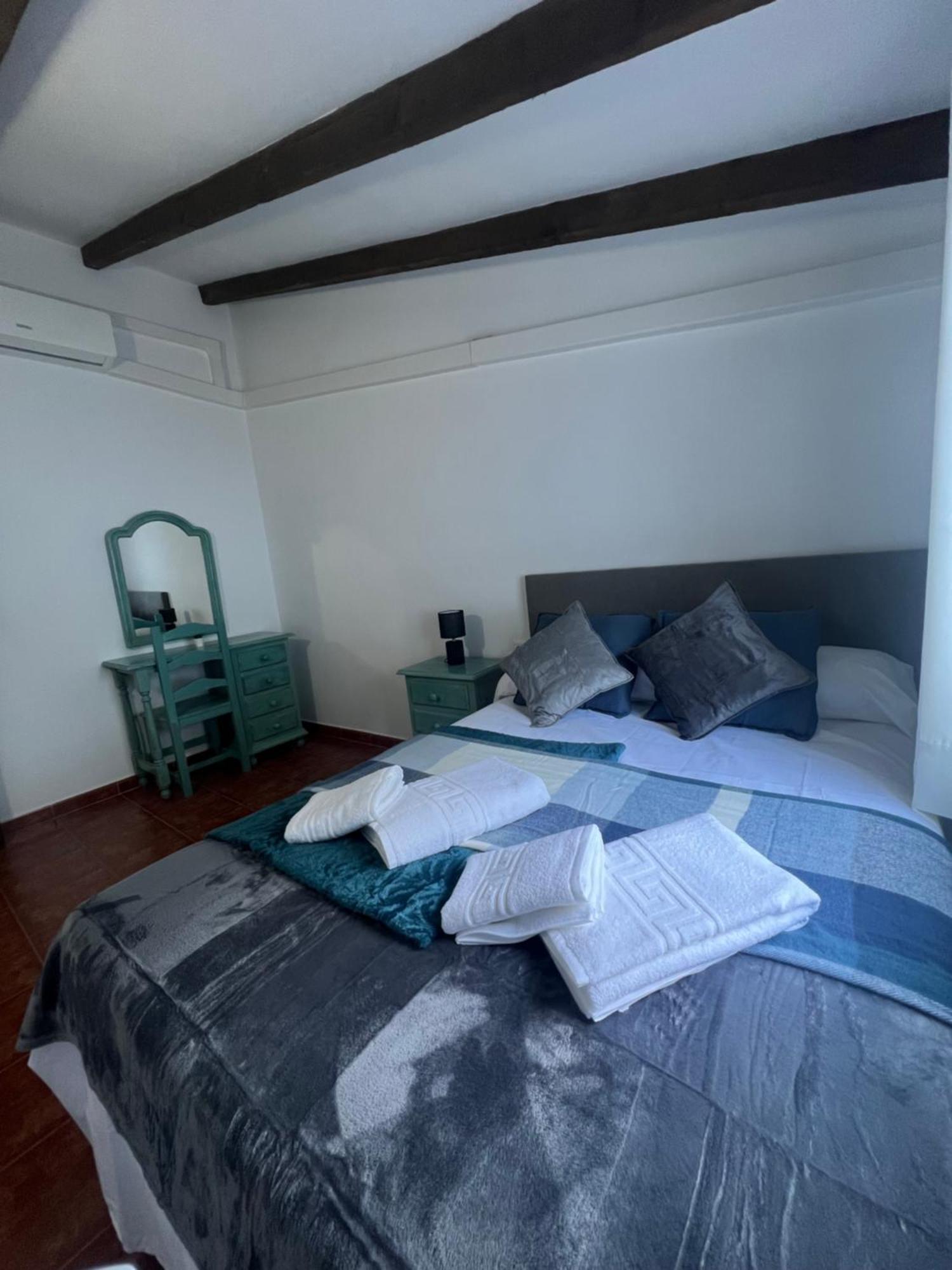 Casa Pancho Villa Zahara De La Sierra Exterior foto